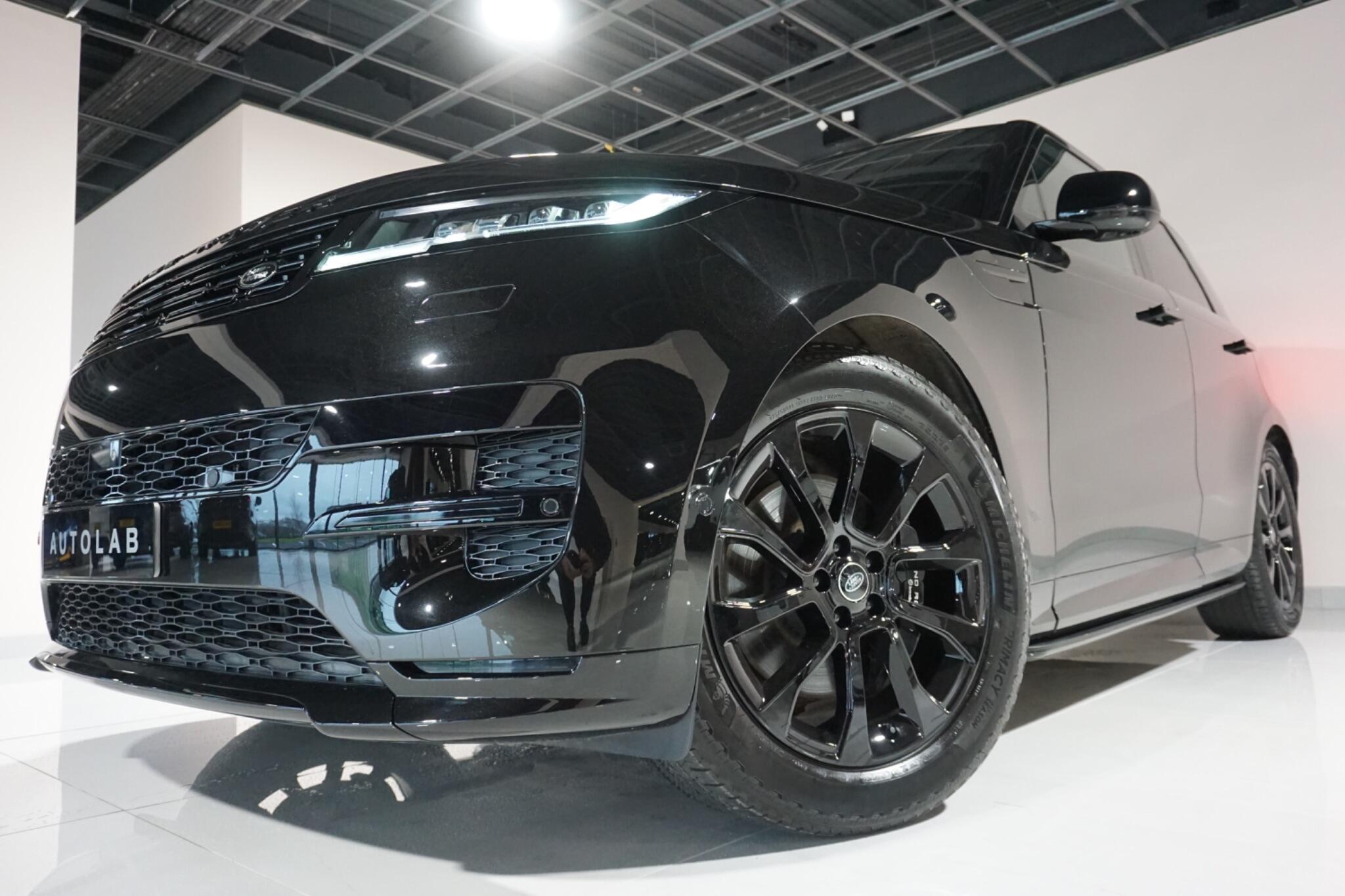 Land Rover Range Rover Sport 3.0 D300 MHEV Dynamic SE SUV 5dr Diesel Auto 4WD Euro 6 (s/s) (300 ps)